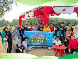 Kelompok 15 KKN Afdeling 1 Rantauprapat Gotong Royong Bersama Warga Sambut Peringatan HUT RI ke-81