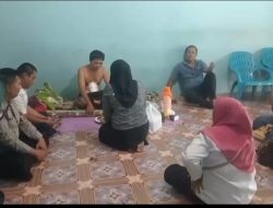 Lurah Sigambal Beri Upah-Upah kepada Kepling Kampung Sawah III